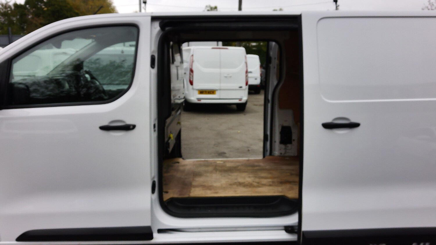 Used Citroen Dispatch 2022 for sale - 76287797: Photo 21