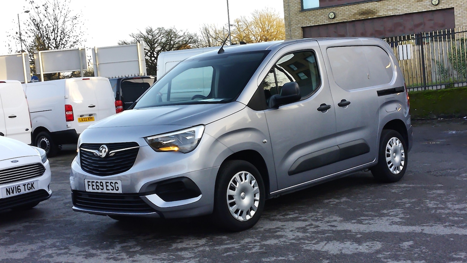 Used Vauxhall Combo 2019 for sale - 77006561: Photo 1