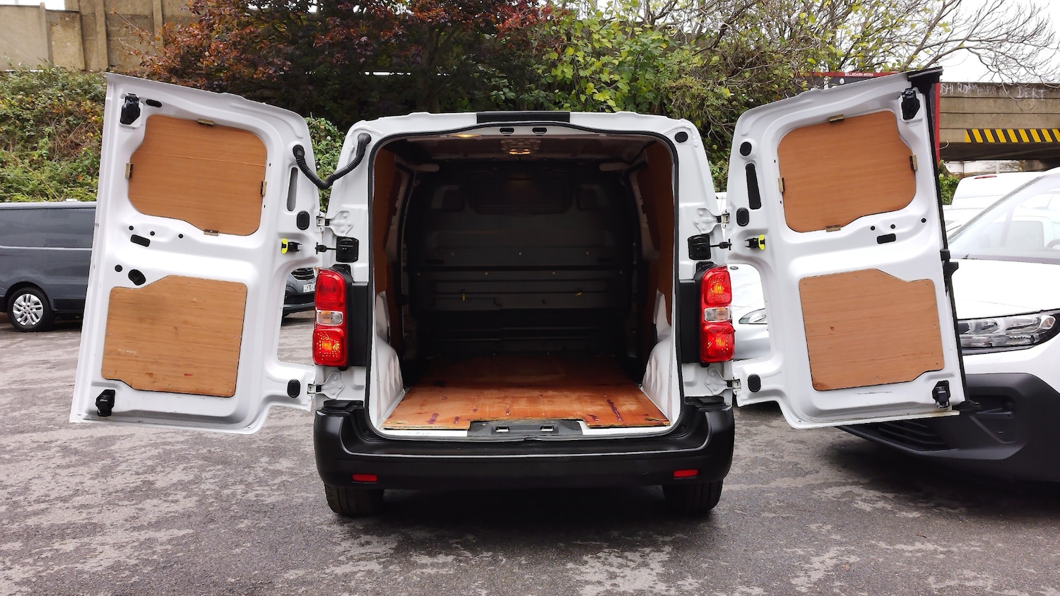 Used Peugeot Expert 2022 for sale - 76287798: Photo 8