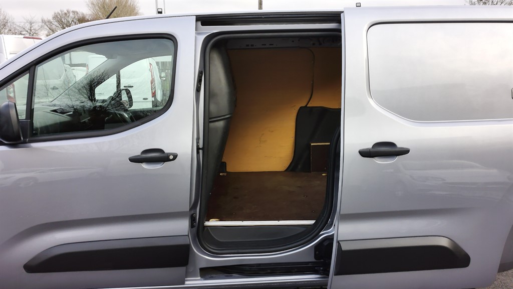 Used Vauxhall Combo 2019 for sale - 77715826: Photo 17