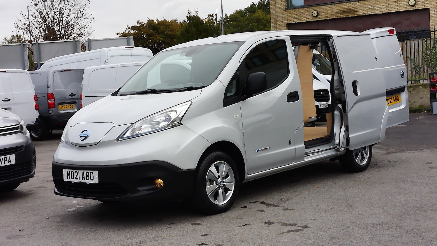 Used Nissan e-NV200 2021 for sale - 76287802: Photo 2