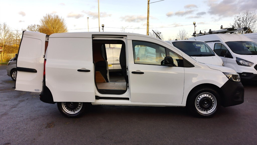 Used Renault Kangoo 2023 for sale - 77715813: Photo 11