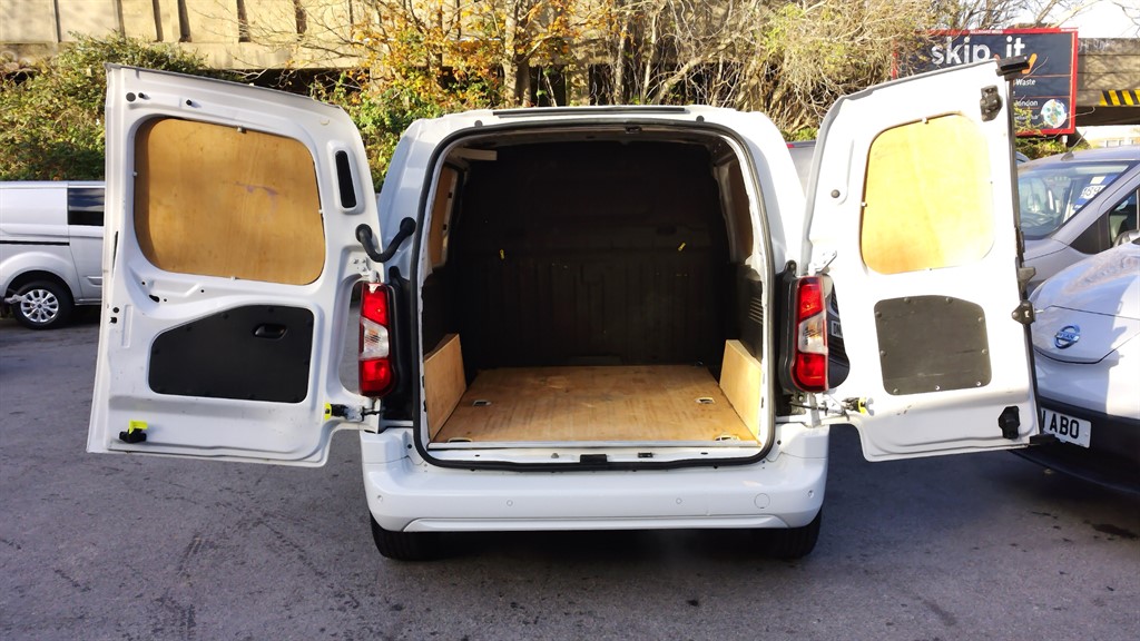 Used Peugeot Partner 2022 for sale - 77715827: Photo 11