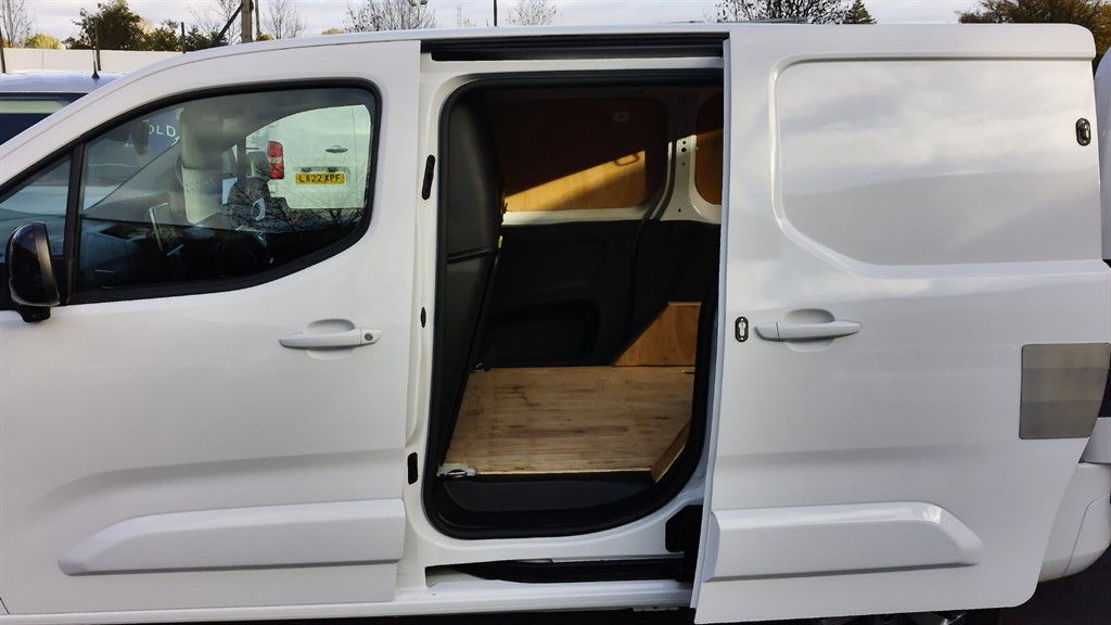 Used Peugeot Partner 2022 for sale - 77715827: Photo 25