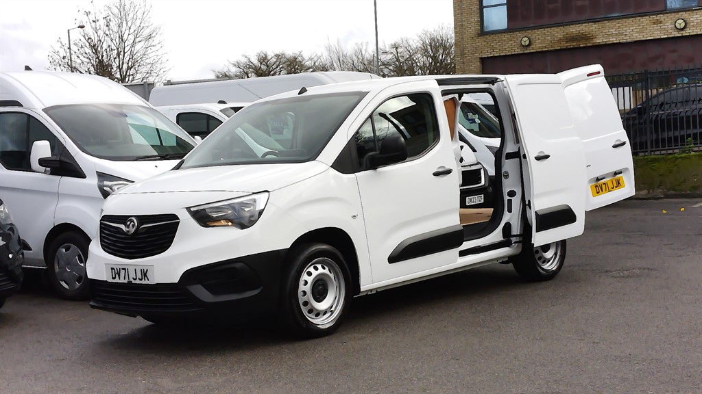 Used Vauxhall Combo 2021 for sale - 77715815: Photo 2