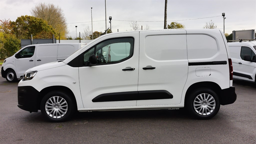 Used Citroen Berlingo 2021 for sale - 77715807: Photo 2
