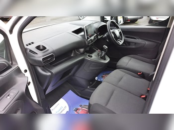 Used Citroen Berlingo 2021 for sale - 77715807: Photo