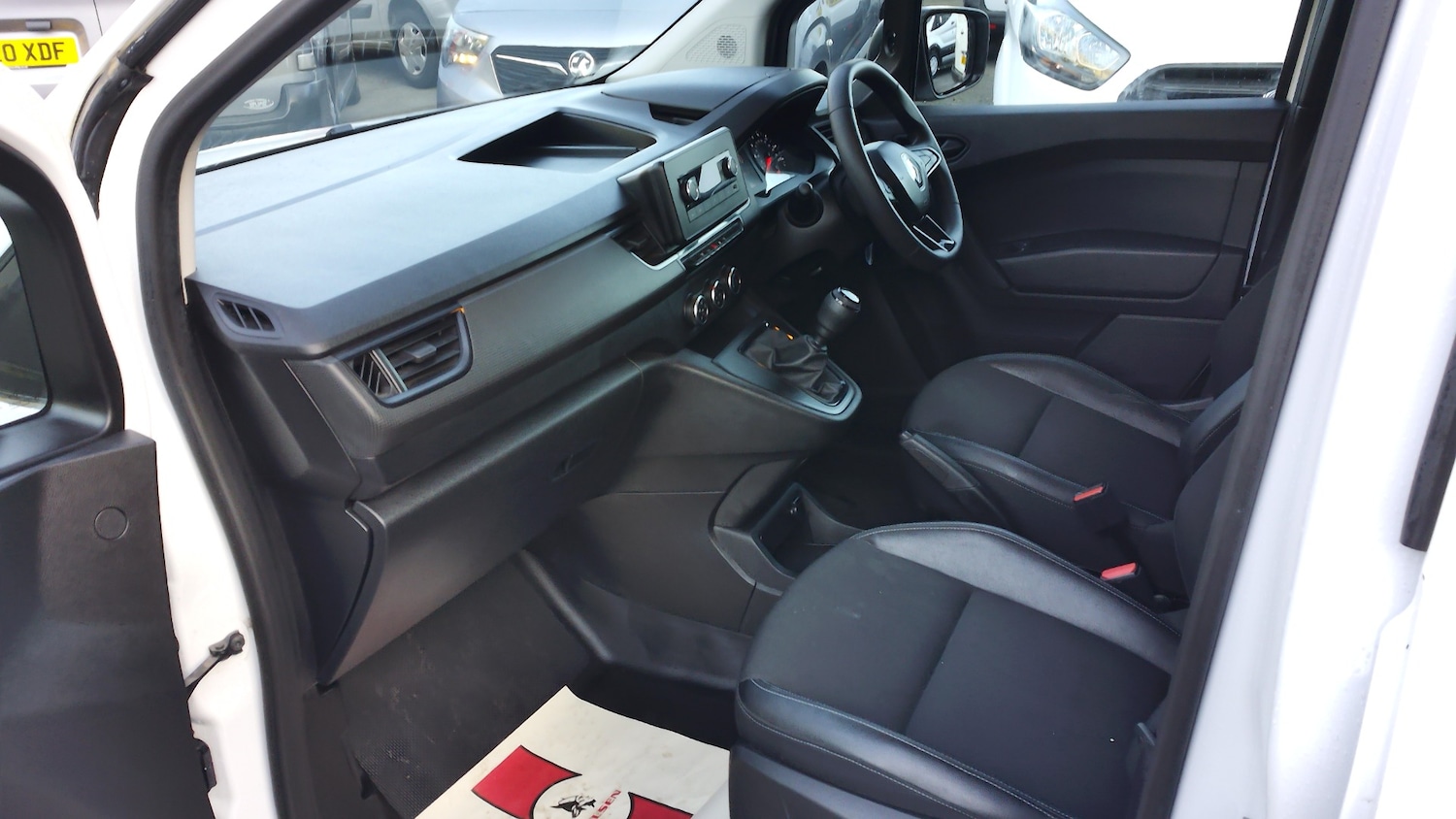 Used Renault Kangoo 2023 for sale - 77071893: Photo 16