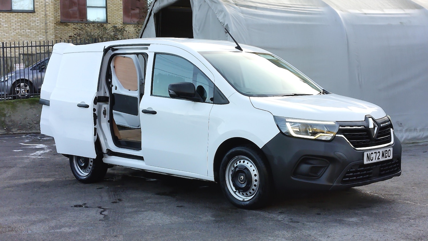 Used Renault Kangoo 2023 for sale - 77071893: Photo 2