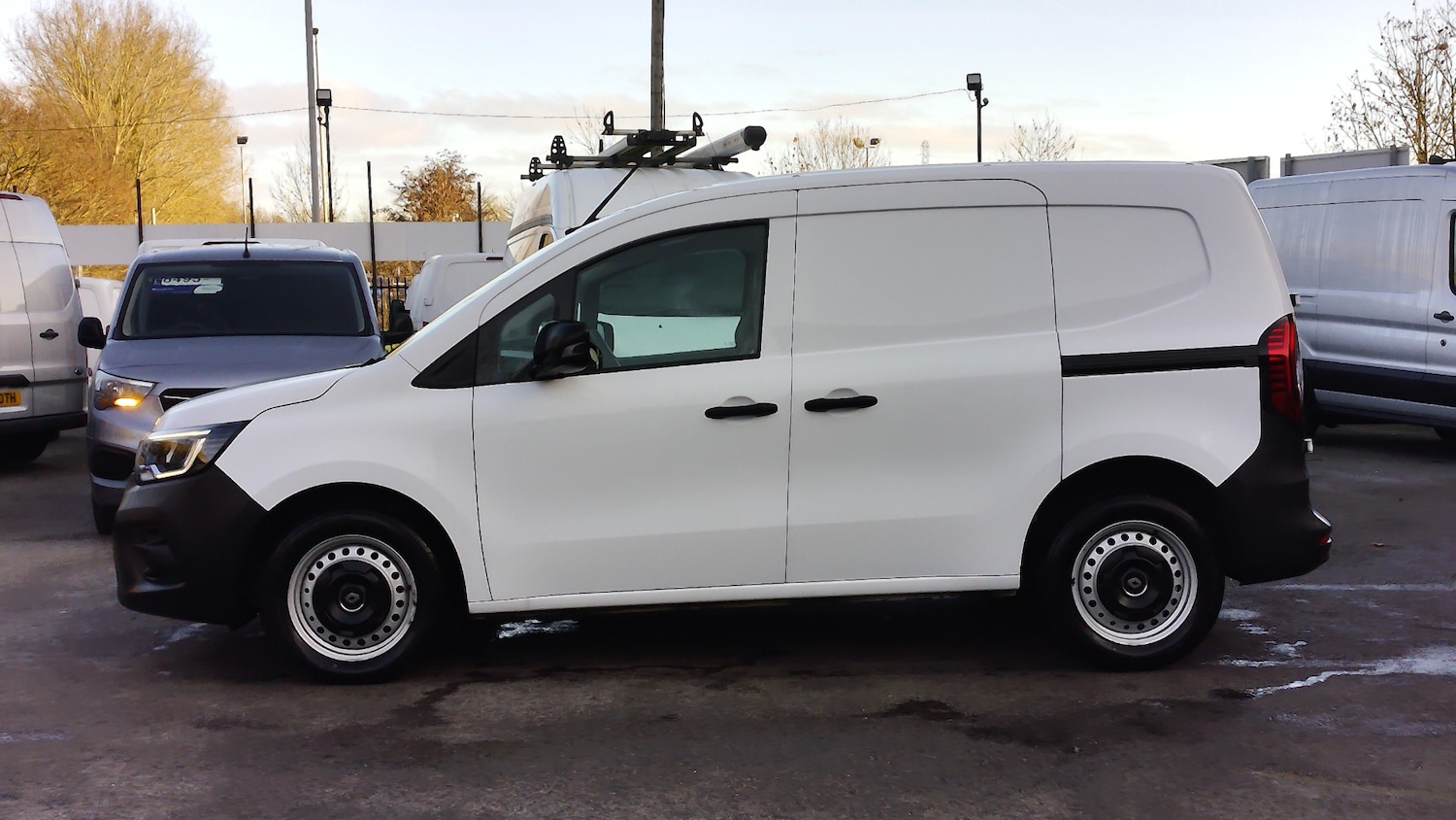 Used Renault Kangoo 2023 for sale - 77071893: Photo 8