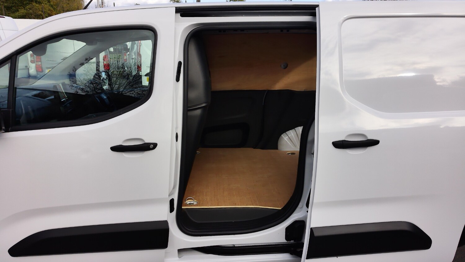 Used Vauxhall Combo 2024 for sale - 76363497: Photo 21
