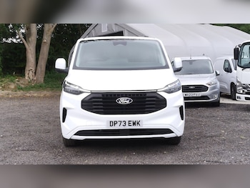 Used Ford Transit Custom 2024 for sale - 79102067: Photo