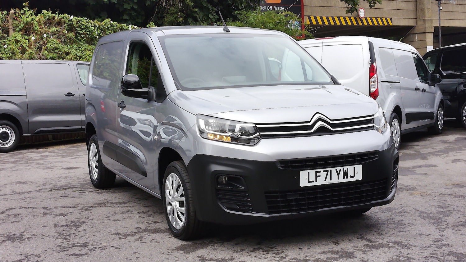 Vehicle 21