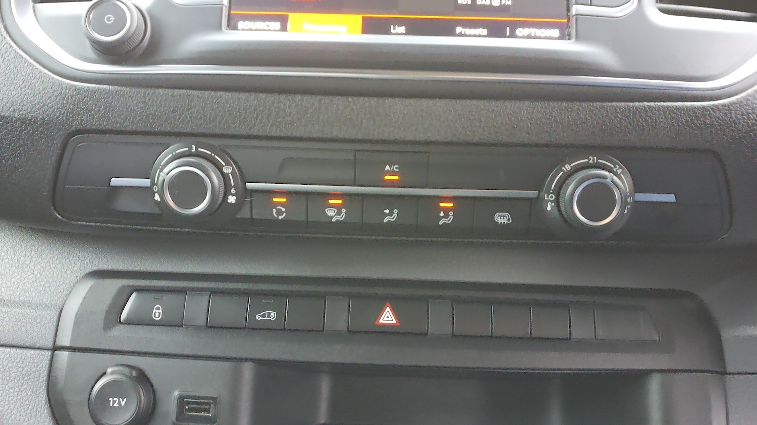 Used Citroen Dispatch 2021 for sale - 76748533: Photo 18