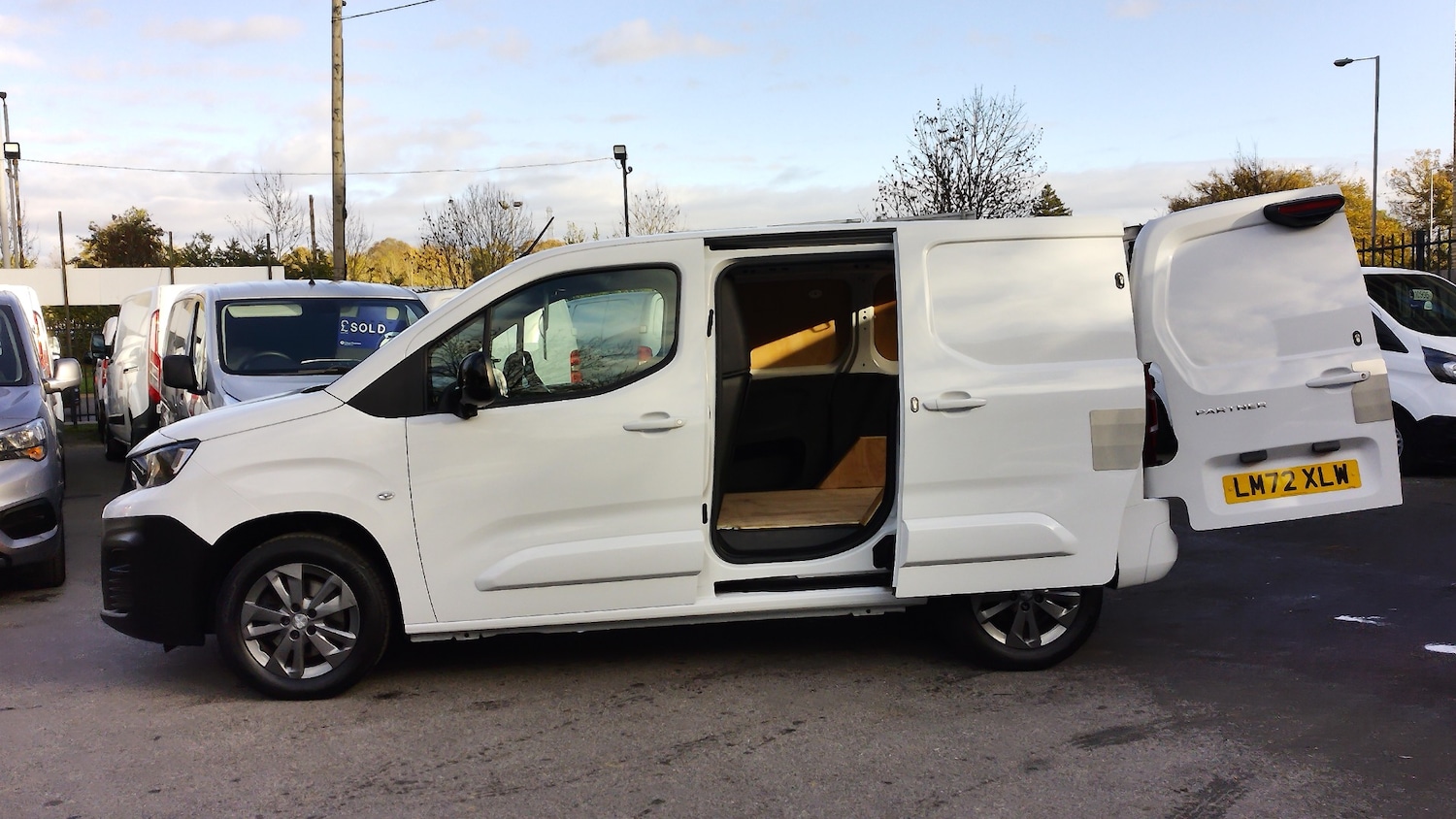 Used Peugeot Partner 2022 for sale - 76961375: Photo 9