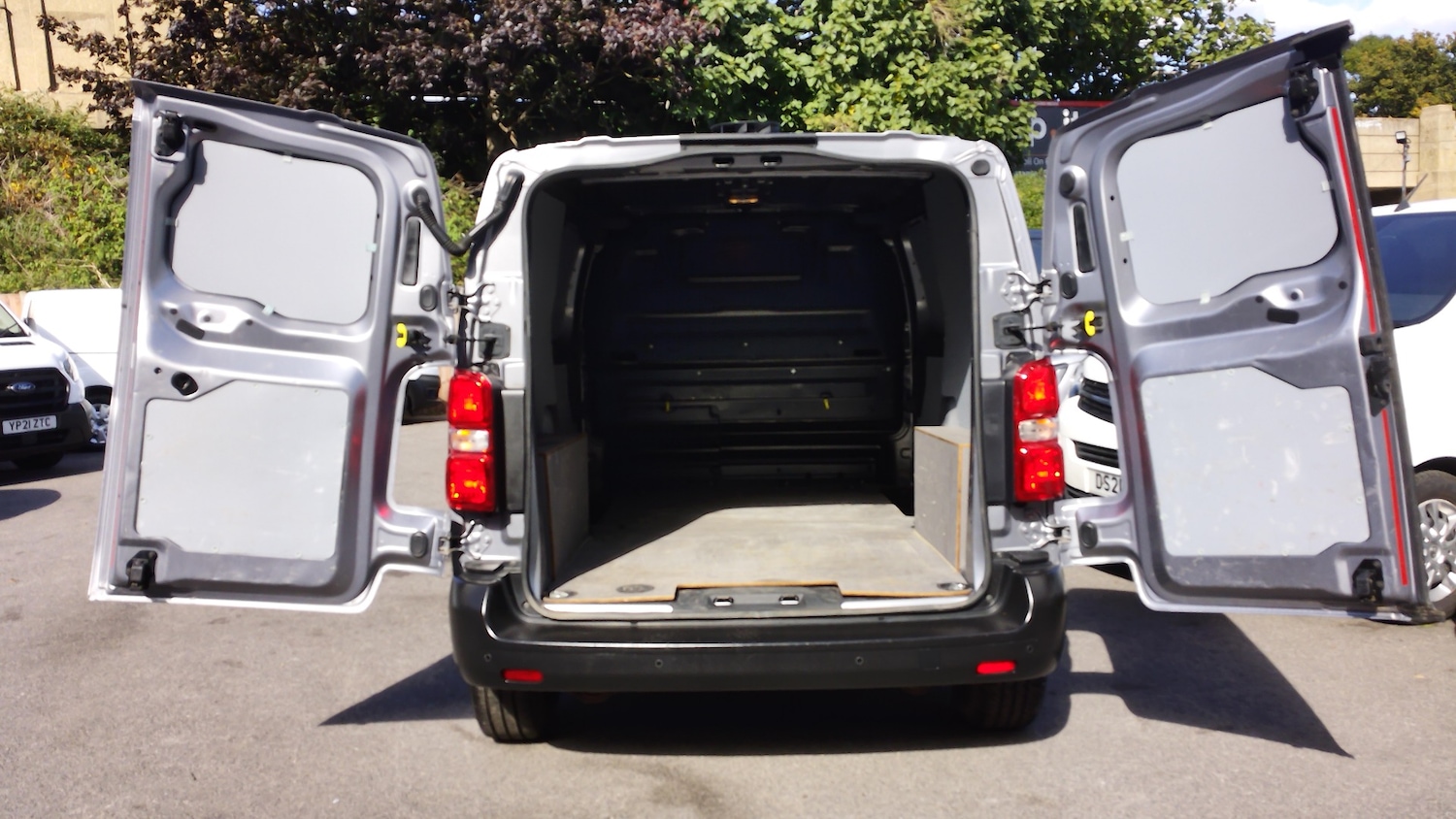 Used Peugeot Expert 2020 for sale - 76287801: Photo 11