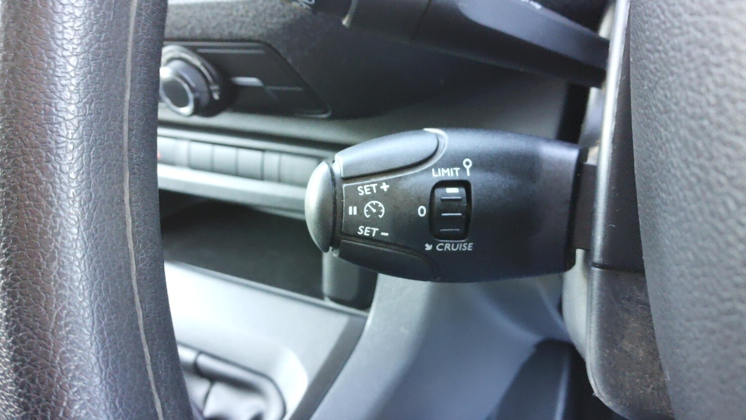 Used Peugeot Expert 2020 for sale - 76287801: Photo 17