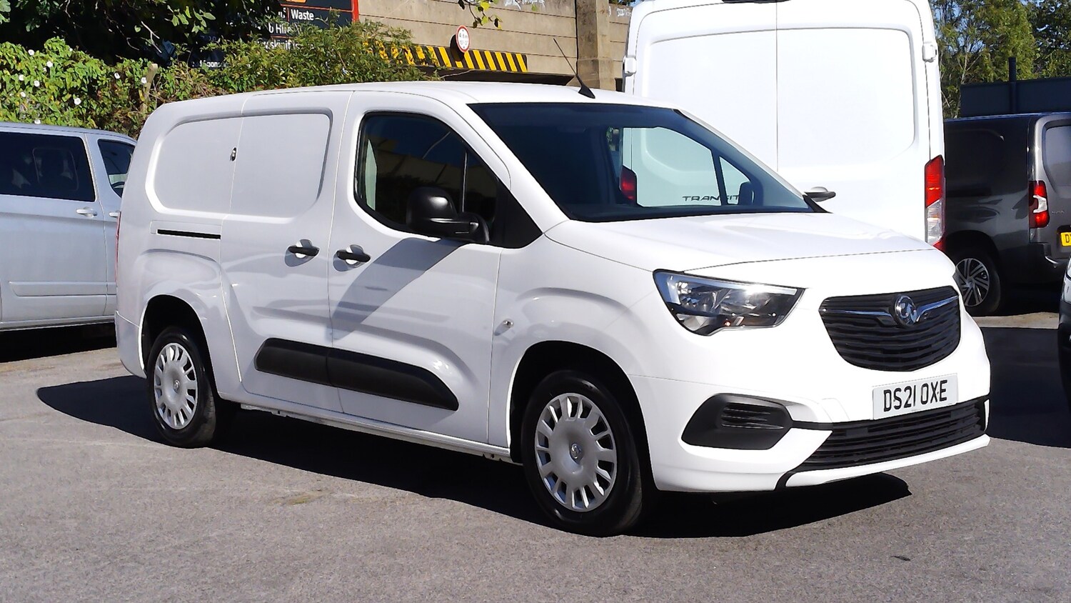 Used Vauxhall Combo 2021 for sale - 76287795: Photo 2
