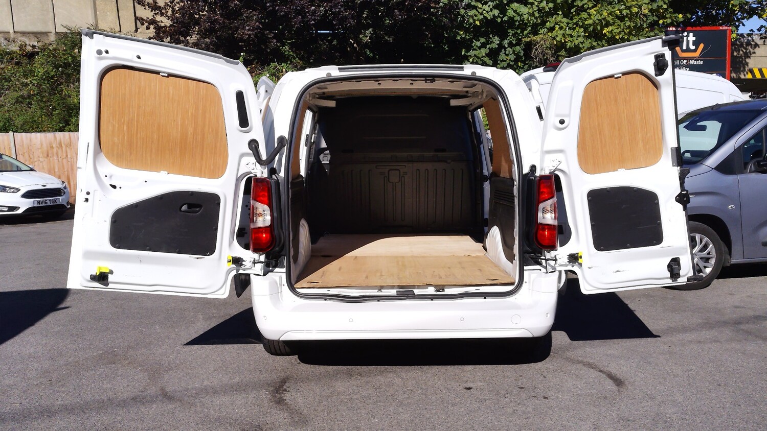 Used Vauxhall Combo 2021 for sale - 76287795: Photo 9