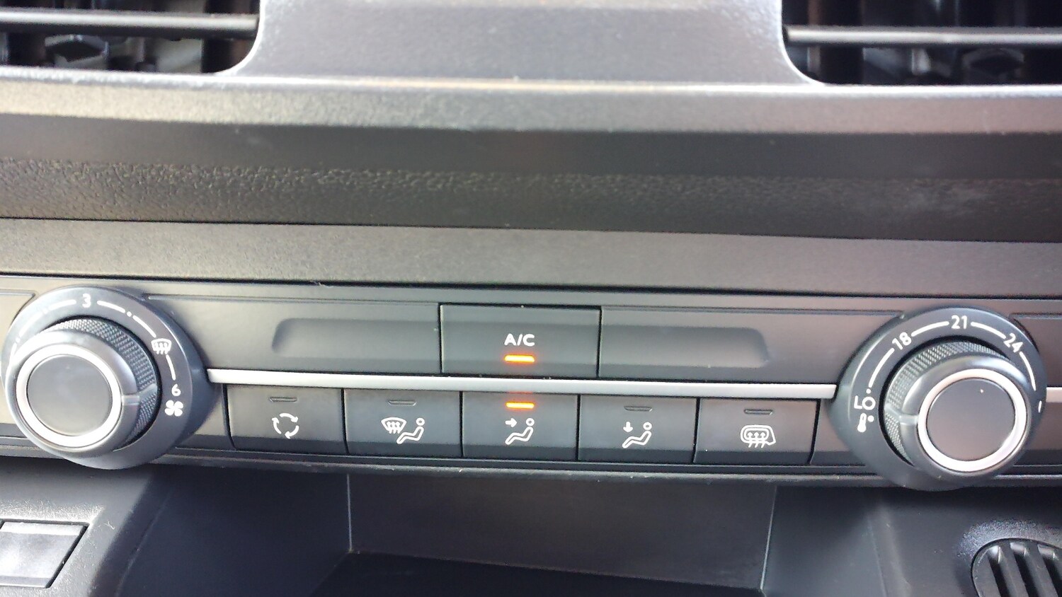 Used Vauxhall Combo 2020 for sale - 75157139: Photo 17