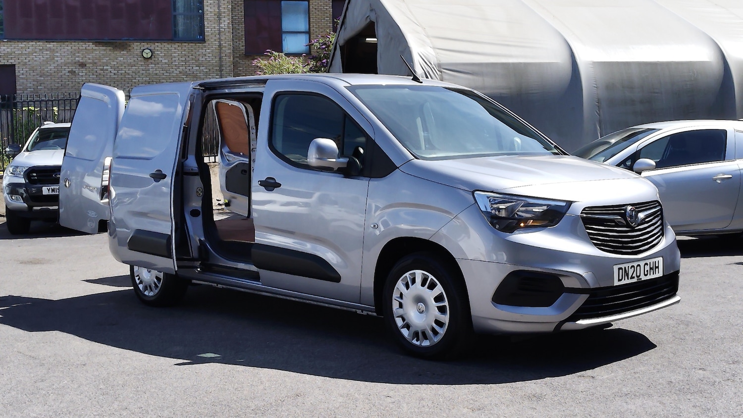 Used Vauxhall Combo 2020 for sale - 75157139: Photo 4
