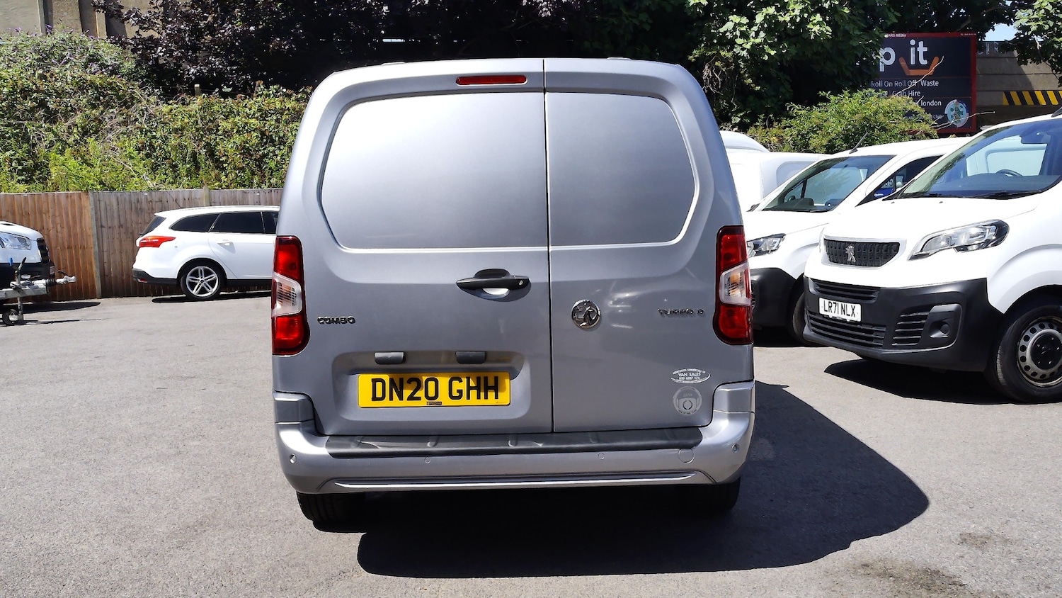 Used Vauxhall Combo 2020 for sale - 75157139: Photo 8