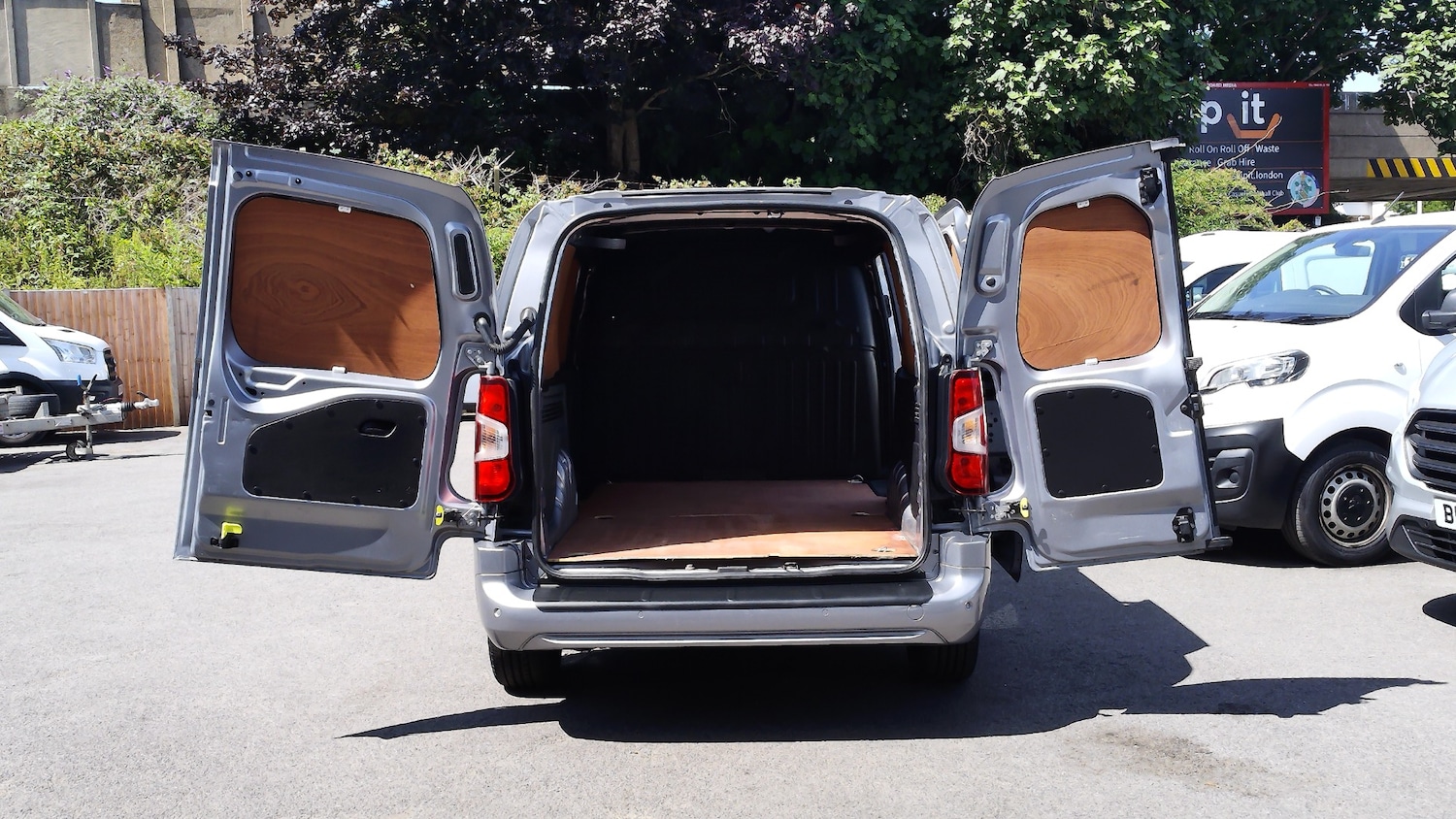 Used Vauxhall Combo 2020 for sale - 75157139: Photo 9