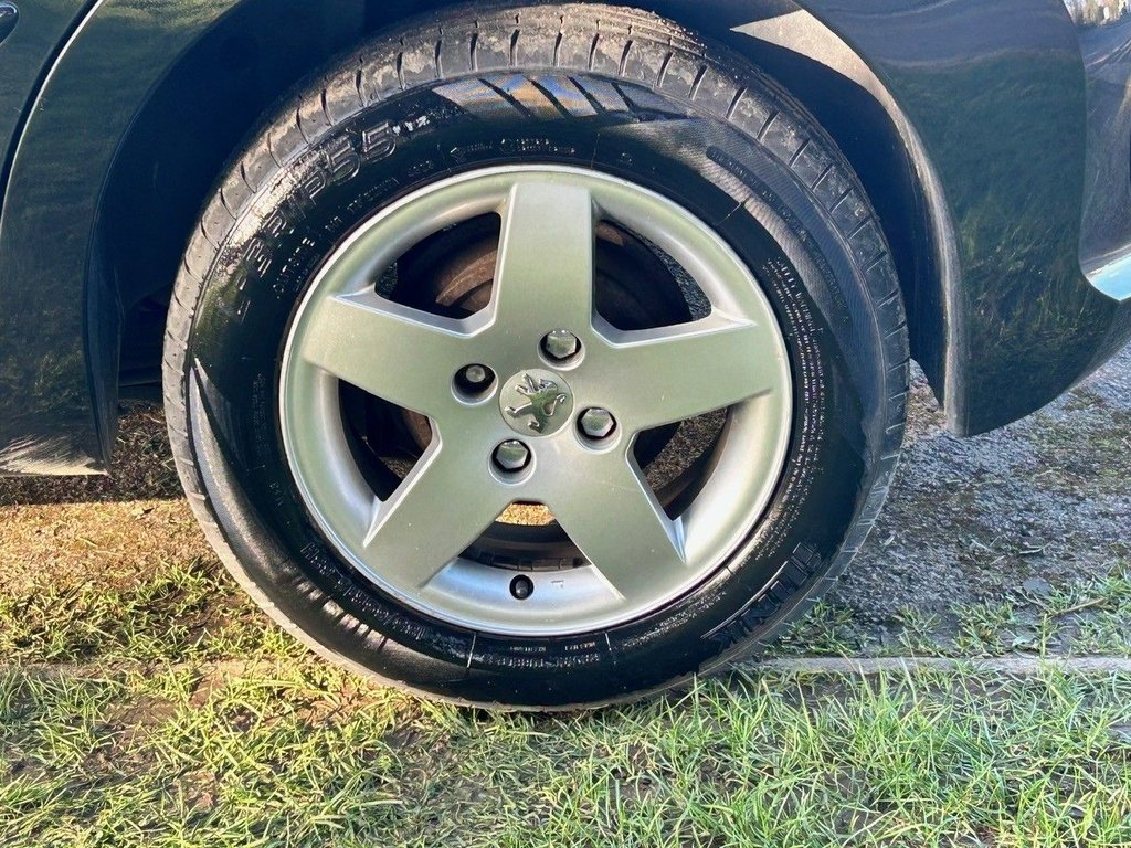 Used Peugeot 207 2010 for sale - 77835515: Photo 10