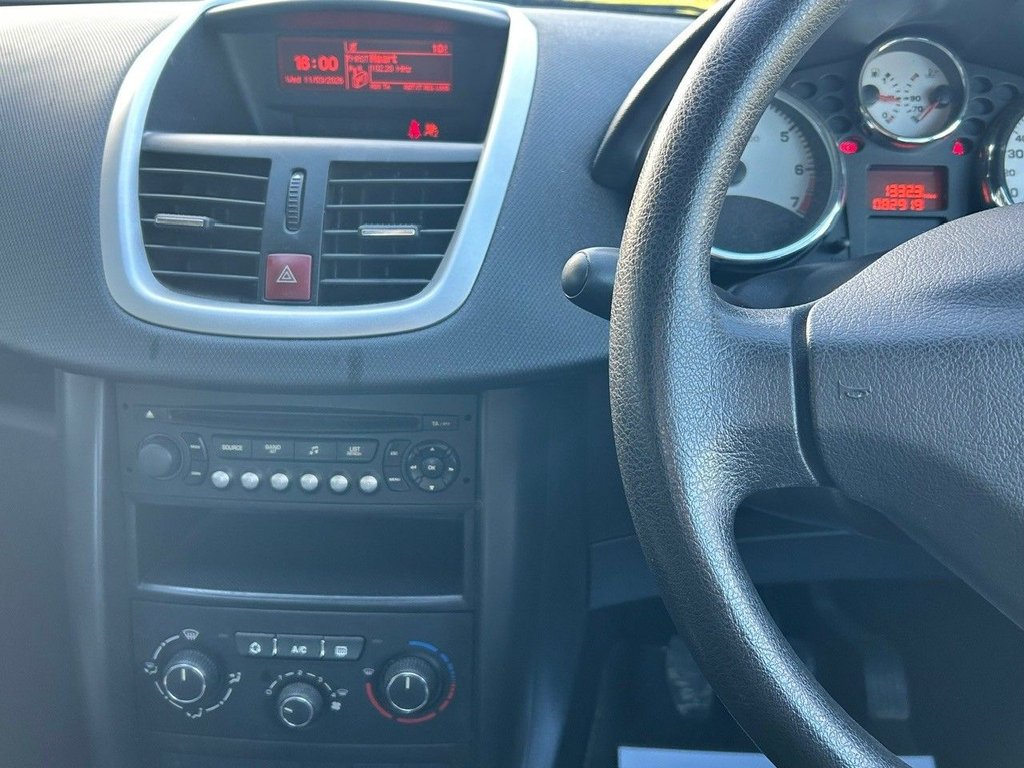 Used Peugeot 207 2010 for sale - 77835515: Photo 11