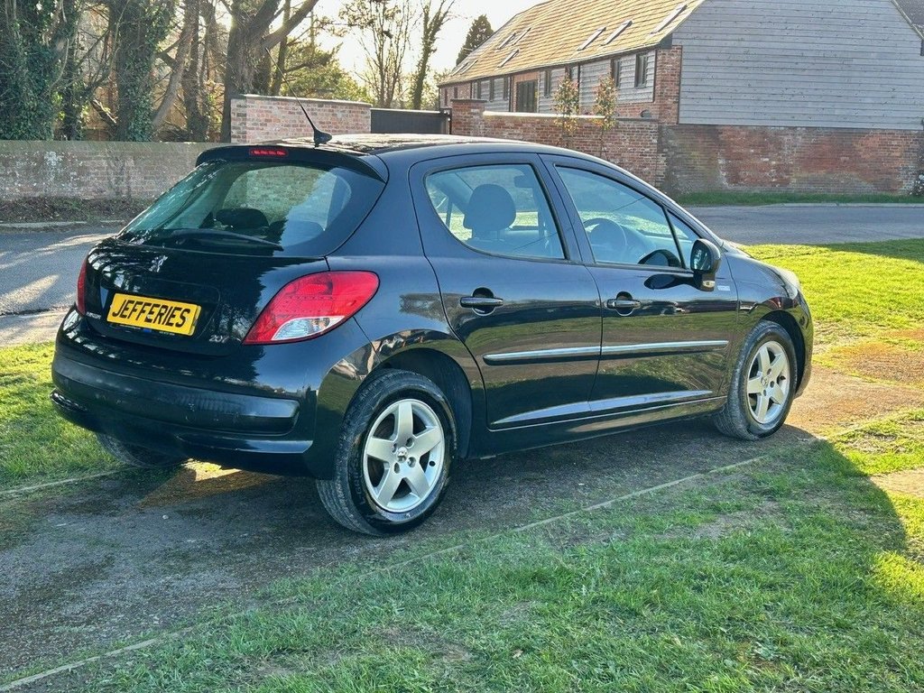 Used Peugeot 207 2010 for sale - 77835515: Photo 3