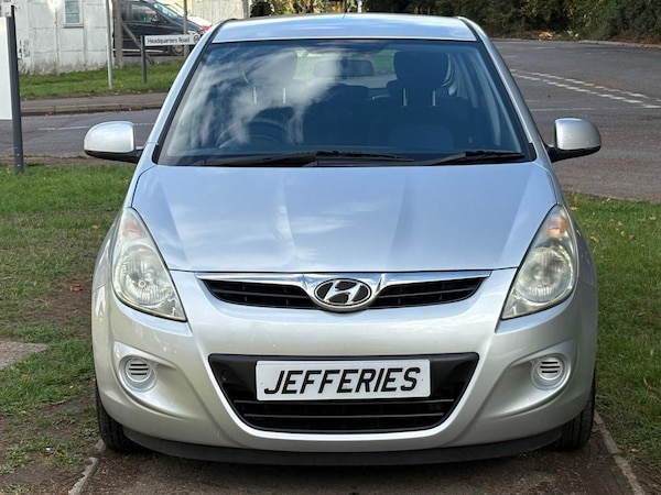 Used Hyundai i20 2009 for sale - 75703435: Photo 2