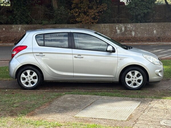 Used Hyundai i20 2009 for sale - 75703435: Photo 5