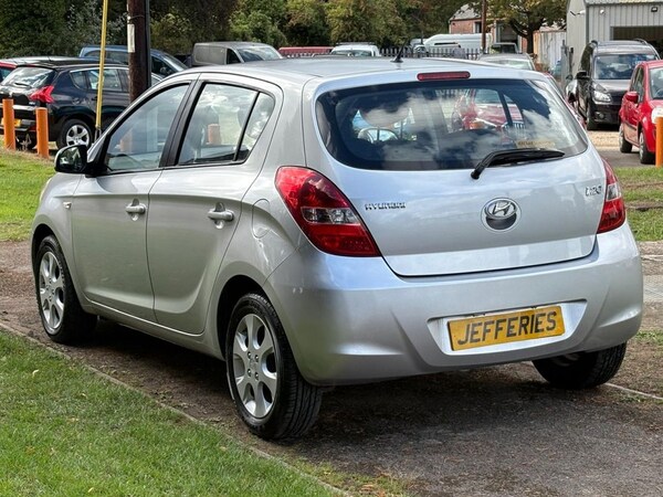 Used Hyundai i20 2009 for sale - 75703435: Photo 6