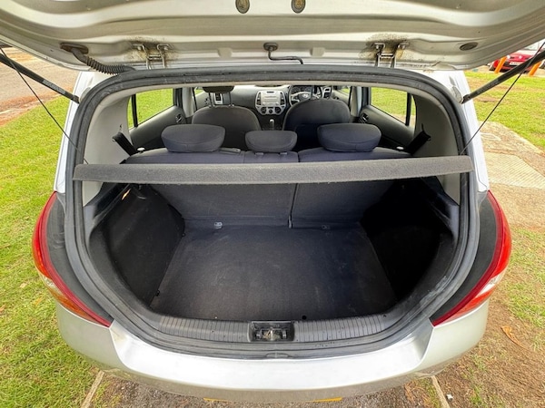 Used Hyundai i20 2009 for sale - 75703435: Photo 8