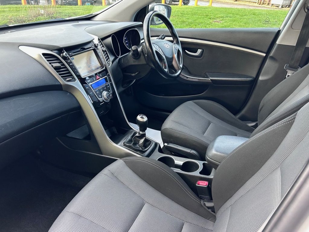 Used Hyundai i30 2014 for sale - 77355933: Photo 11