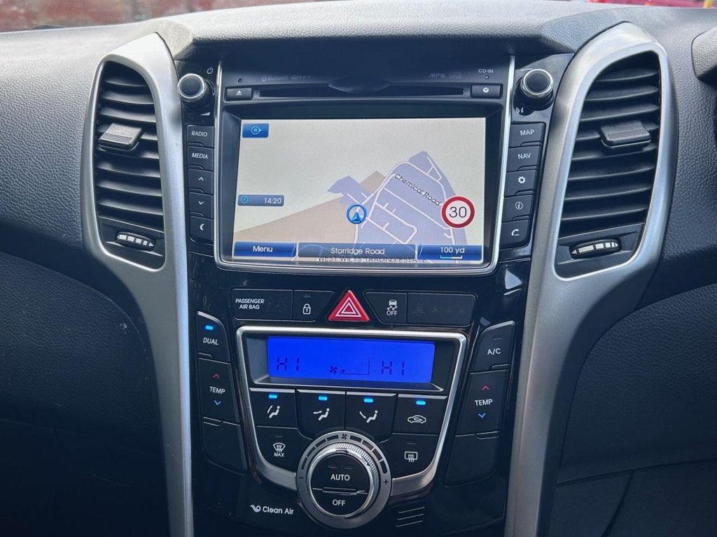 Used Hyundai i30 2014 for sale - 77355933: Photo 17