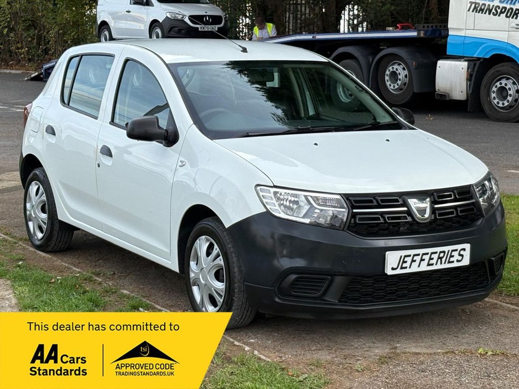 Used Dacia Sandero 2017 for sale - 76767995: Photo 1