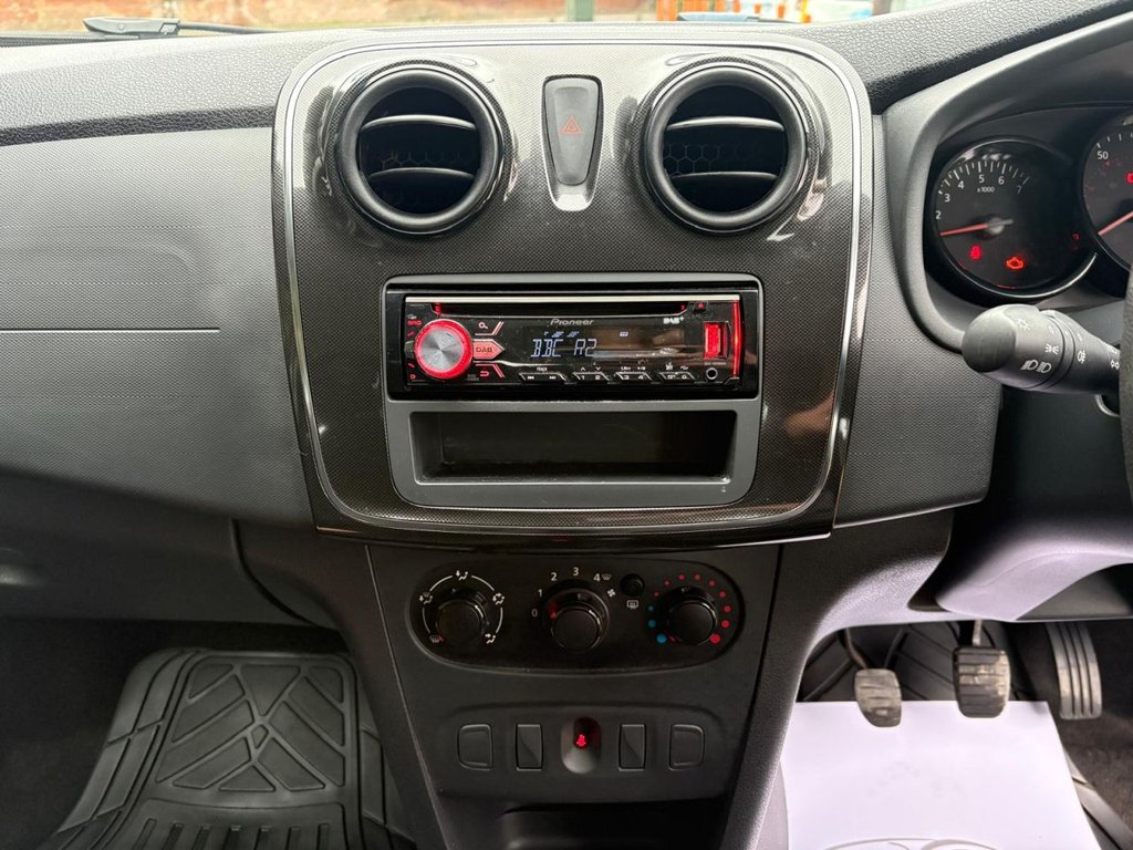 Used Dacia Sandero 2017 for sale - 76767995: Photo 12