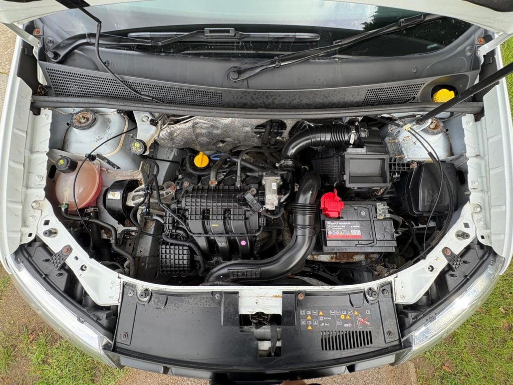 Used Dacia Sandero 2017 for sale - 76767995: Photo 9