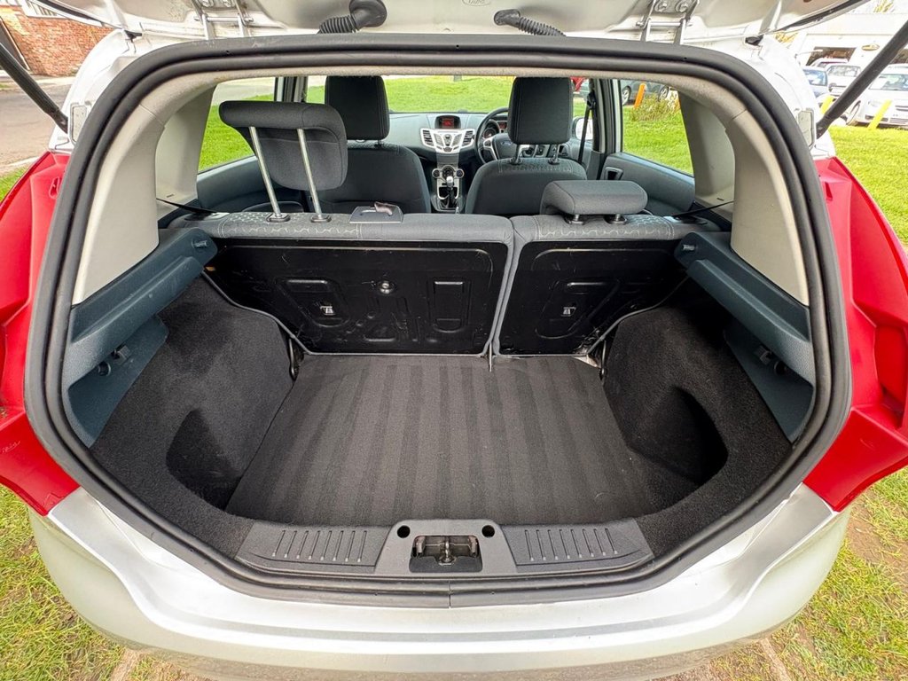 Used Ford Fiesta 2010 for sale - 78134506: Photo 8