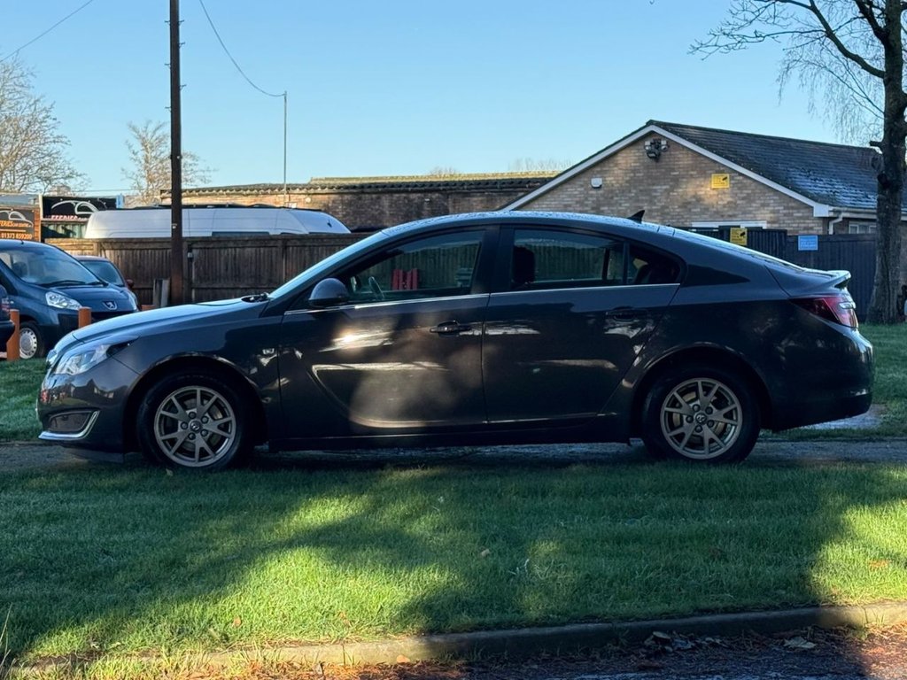 Used Vauxhall Insignia 2014 for sale - 76751279: Photo 4