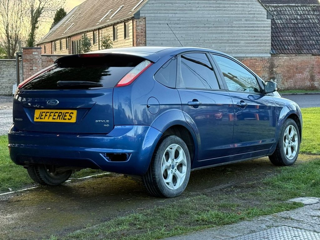 Used Ford Focus 2008 for sale - 76430240: Photo 10