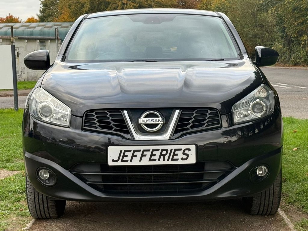 Used Nissan Qashqai 2013 for sale - 76322890: Photo 2