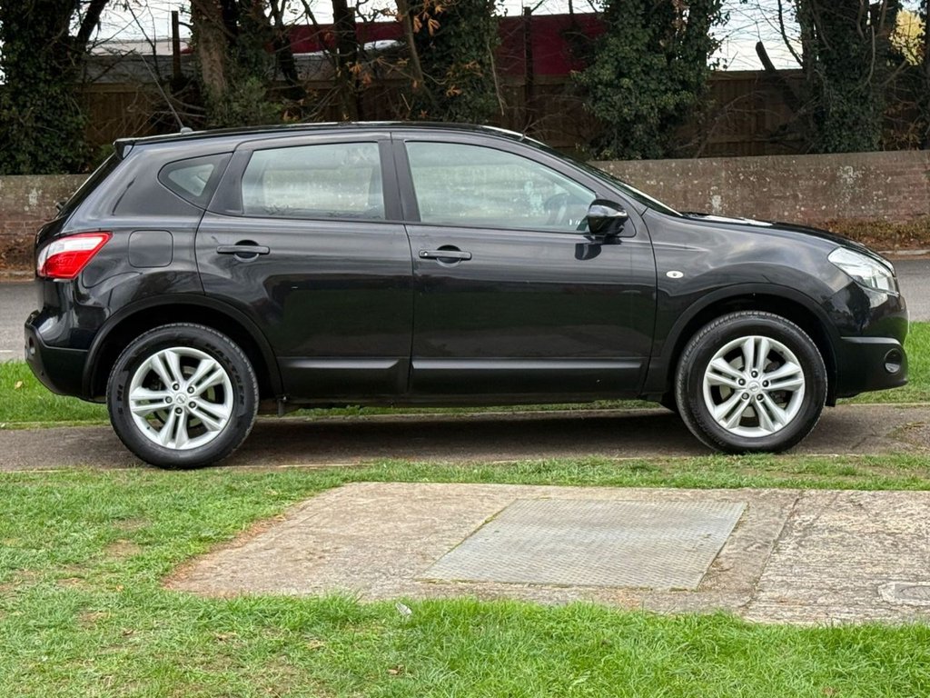 Used Nissan Qashqai 2013 for sale - 76322890: Photo 5