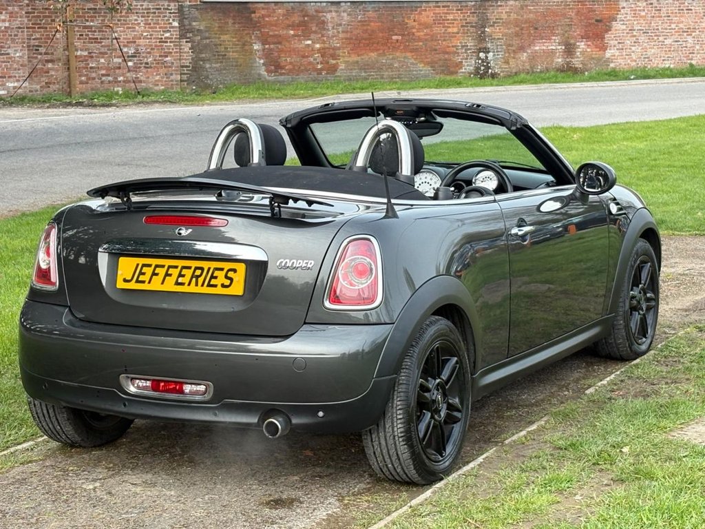 Used MINI Roadster 2013 for sale - 77991136: Photo 9