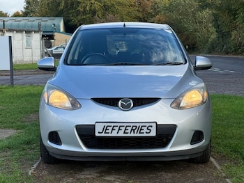 Used Mazda Mazda2 2009 for sale - 76210472: Photo 2