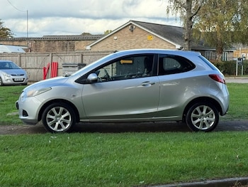 Used Mazda Mazda2 2009 for sale - 76210472: Photo 4