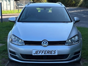 Used Volkswagen Golf 2016 for sale - 76039803: Photo
