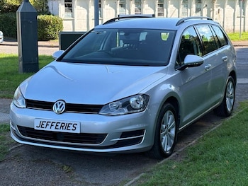 Used Volkswagen Golf 2016 for sale - 76039803: Photo