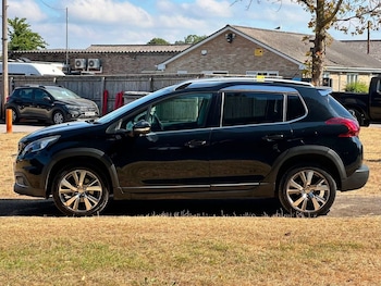 Used Peugeot 2008 2017 for sale - 79221428: Photo
